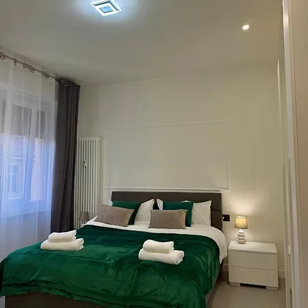 Emerald Apartment